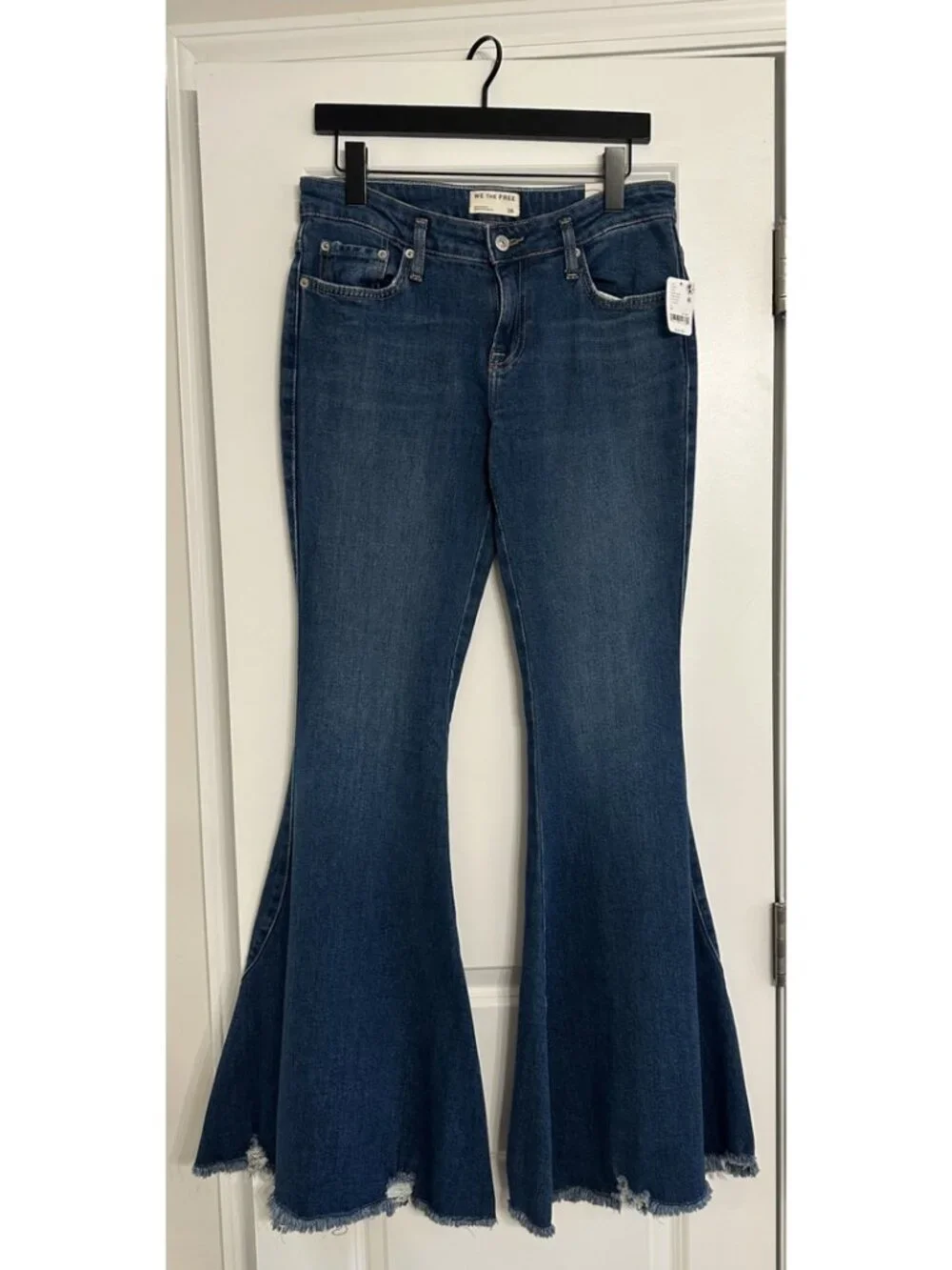 FREE PEOPLE Emre Low-Rise Flare Jeans in Daisy Blue Size US 28 NWT